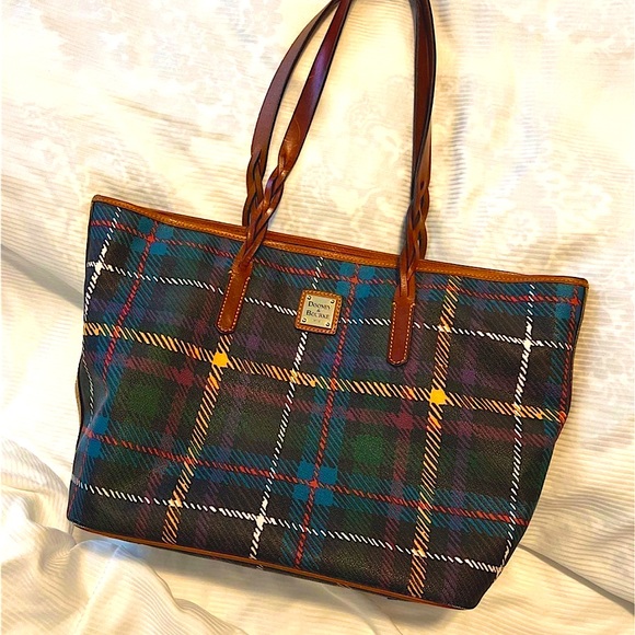 Dooney & Bourke large pebbled leather shopper tote - Picture 3 of 11